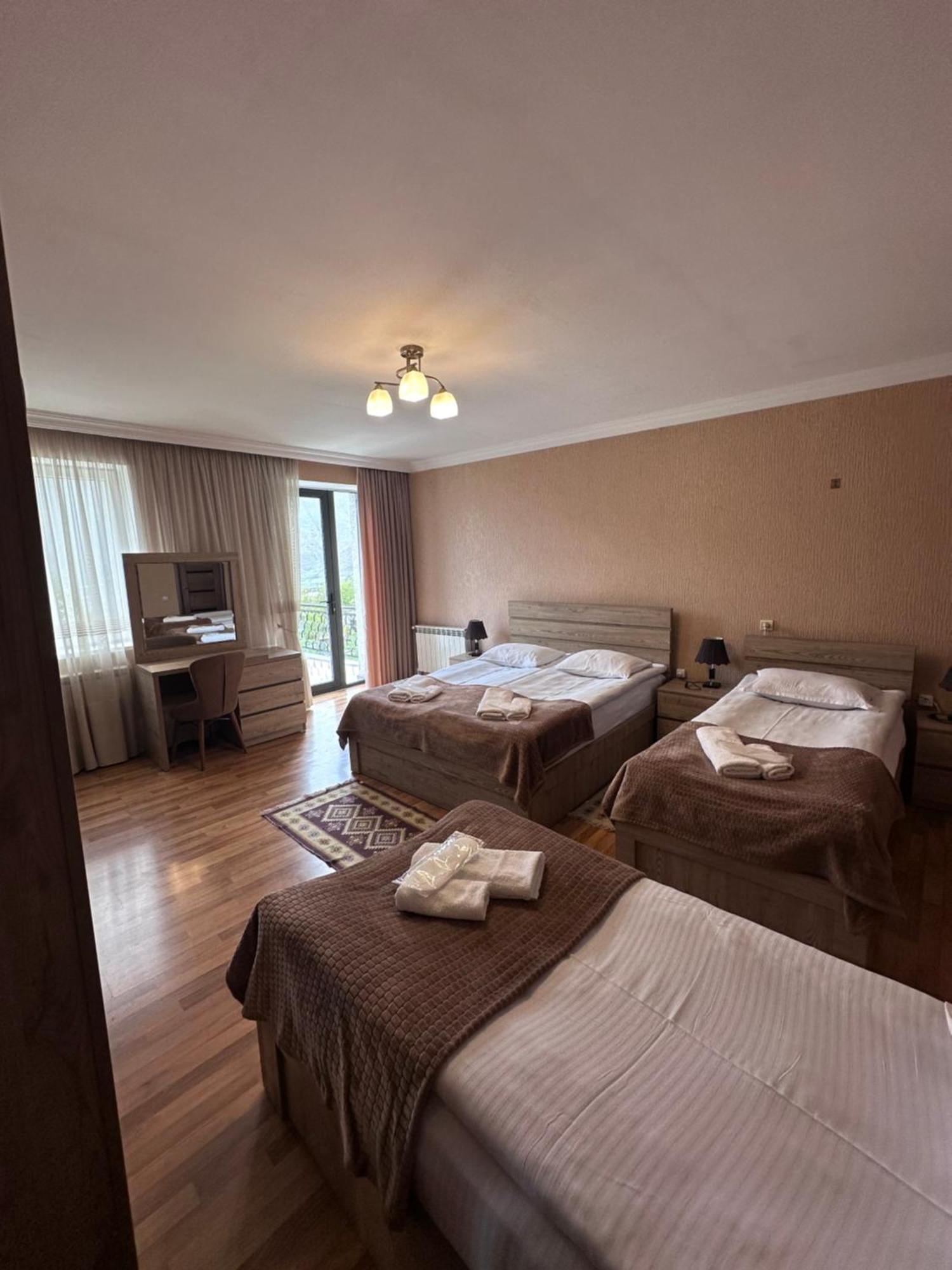 Hotel Kazbegi Guide Esterno foto