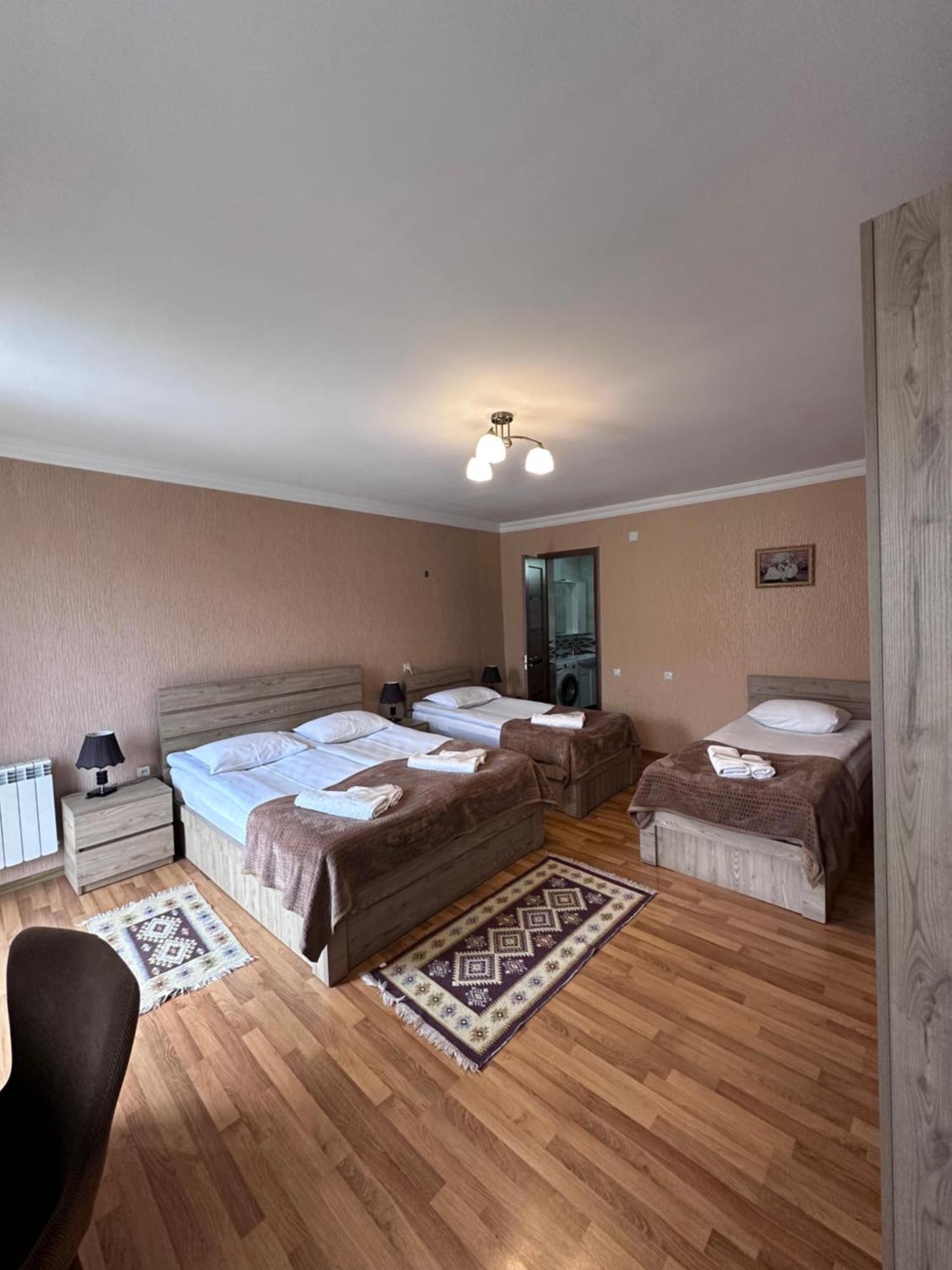 Hotel Kazbegi Guide Esterno foto